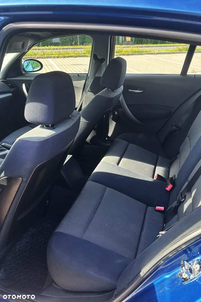 BMW Seria 1 116i - 8