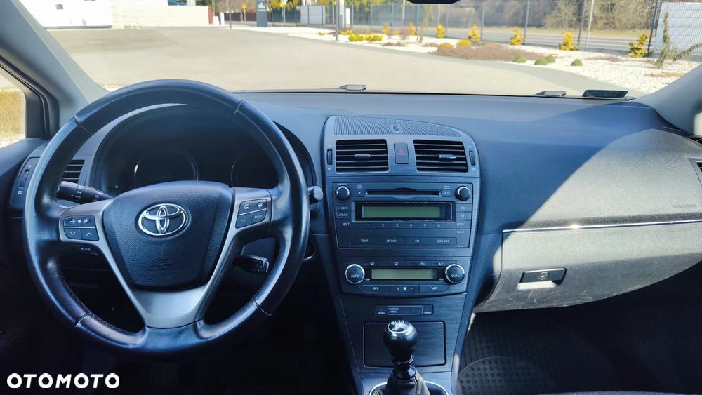 Toyota Avensis 2.0 D-4D Sol - 38