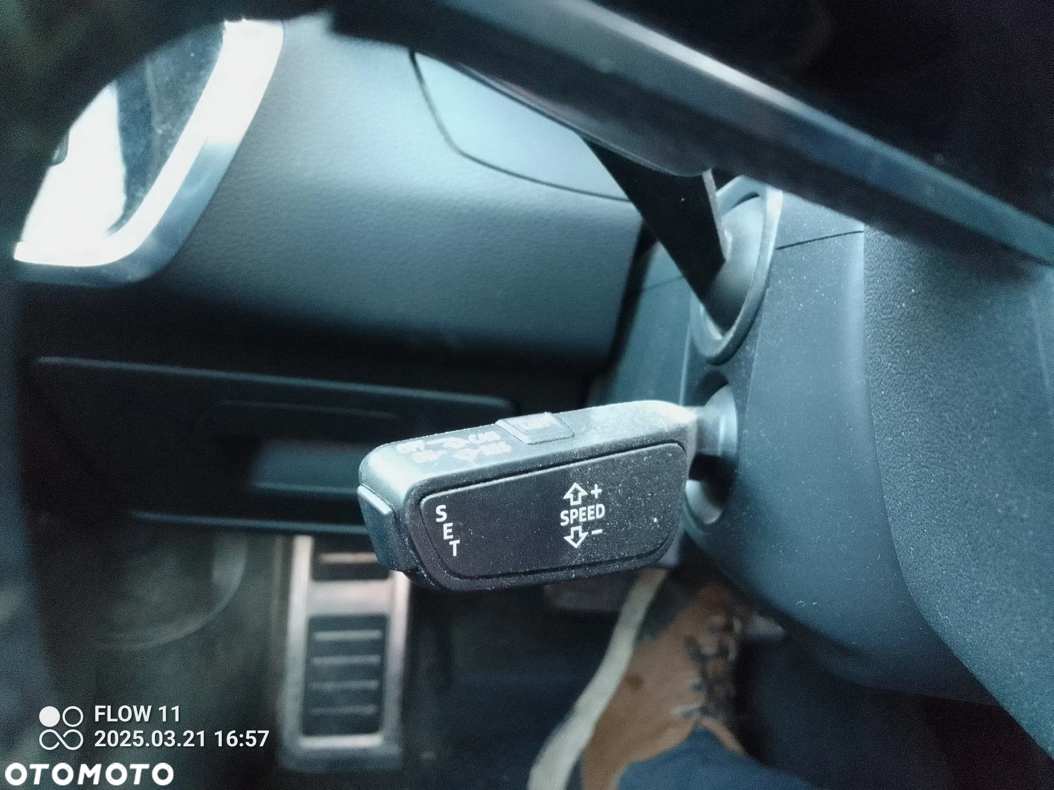 Audi A6 Avant 40 TDI quattro S tronic S line - 13