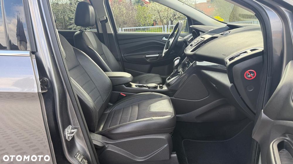 Ford Kuga 2.0 TDCi 4x4 Titanium - 31