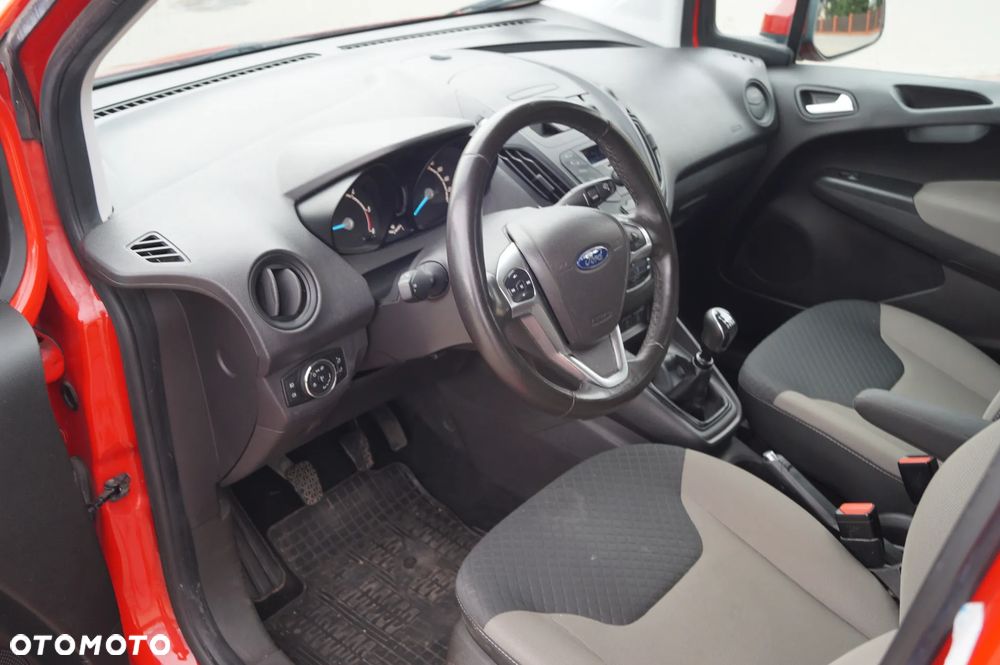 Ford Tourneo Courier 1.5 TDCi Trend - 5