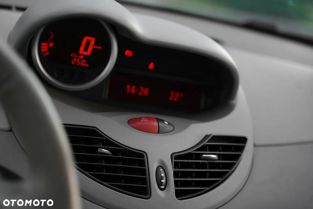 Renault Twingo 1.2 16V Eco Wind - 22