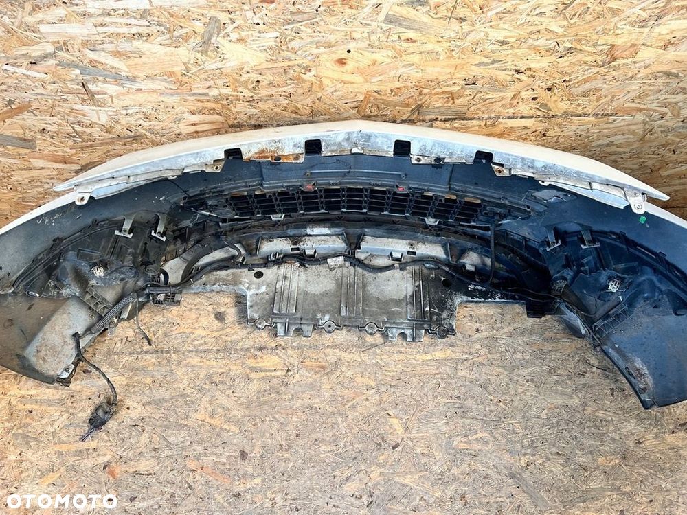 ZDERZAK PRZÓD przedni OPEL ASTRA J Kod lakieru: GAZ halogeny - 6