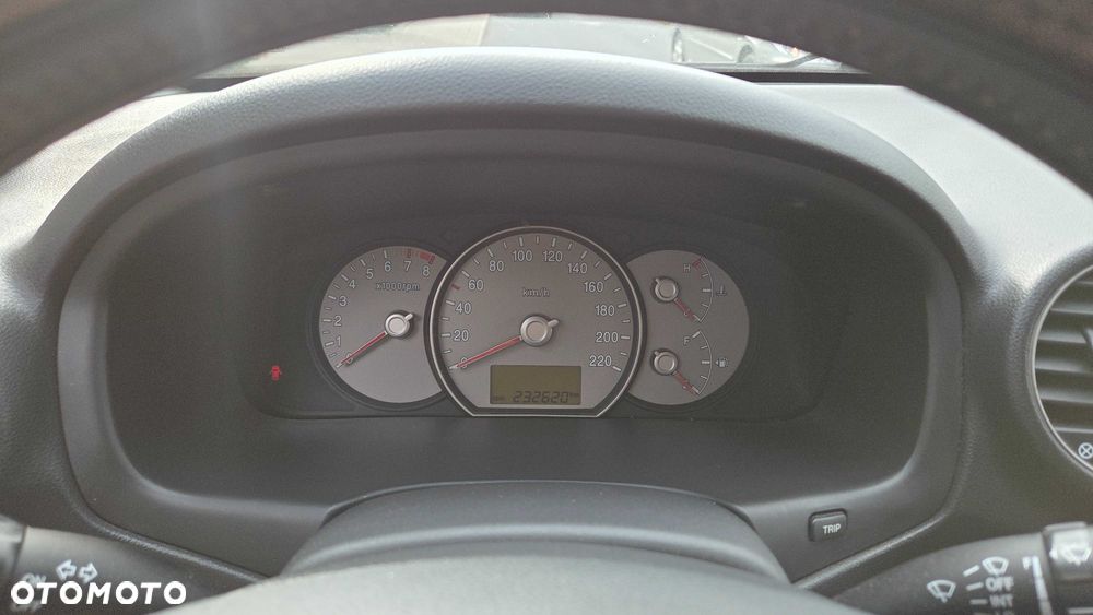 Kia Carens - 7