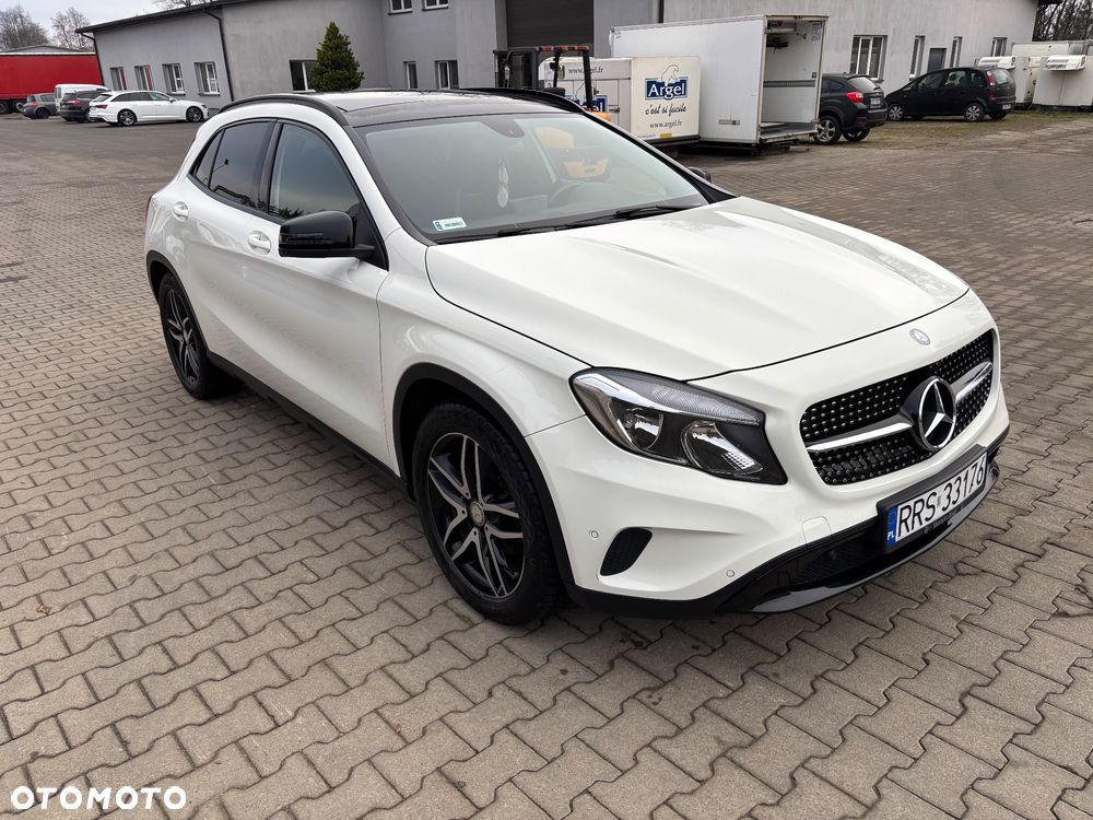Mercedes-Benz GLA 200 (CDI) d - 1
