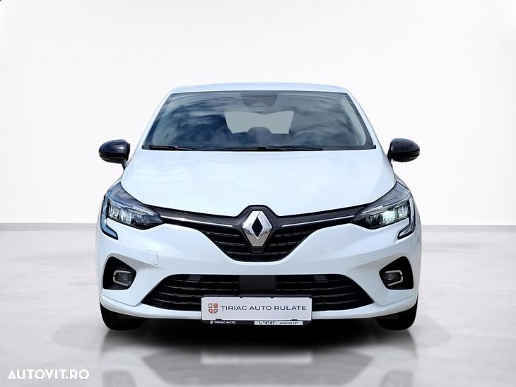 Renault Clio - 10