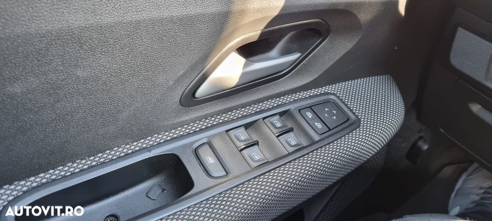 Dacia Logan TCe 90 MT6 Prestige - 13