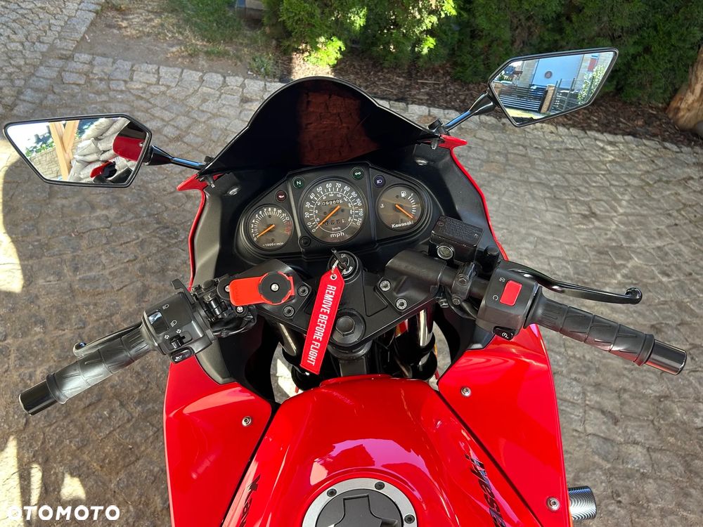 Kawasaki Ninja 250R - 10