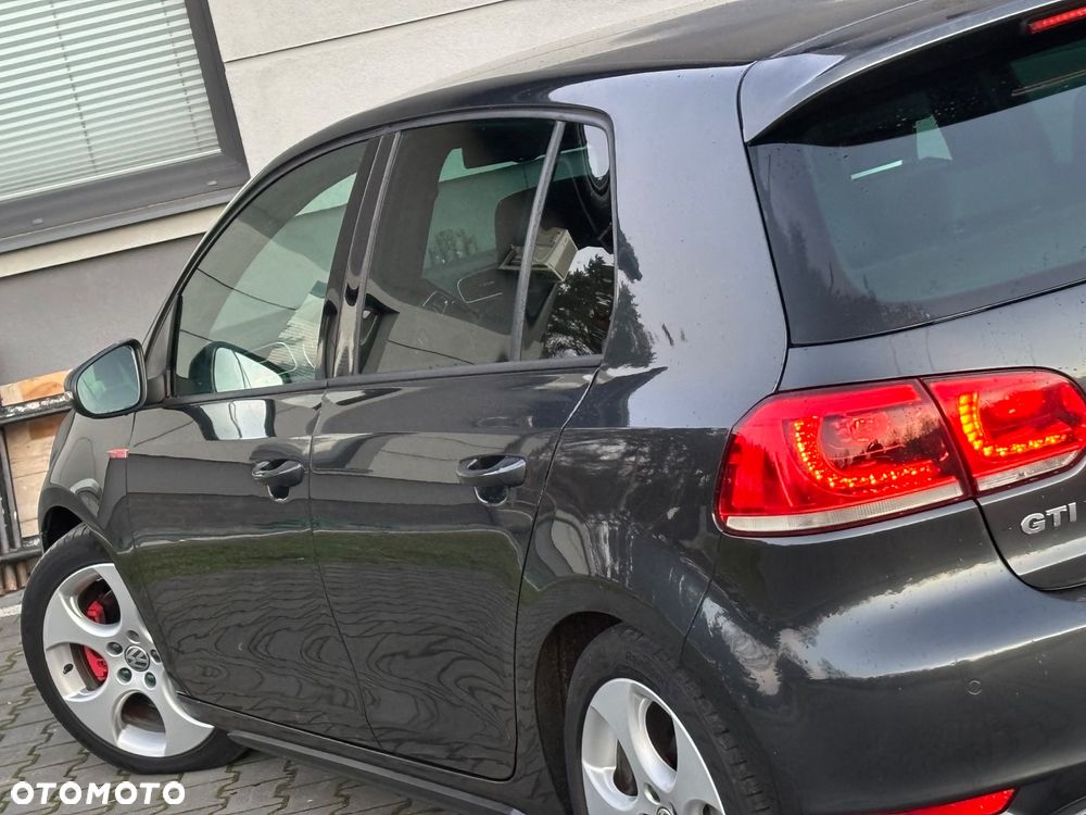 Volkswagen Golf 2.0 GTI - 30