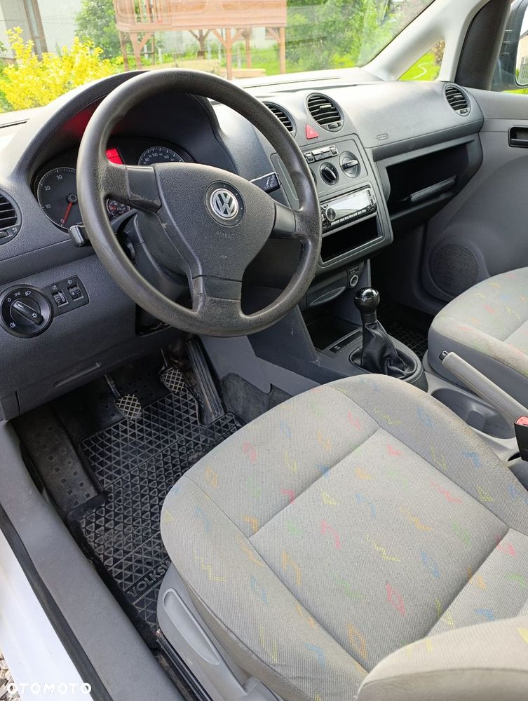 Volkswagen Caddy - 16