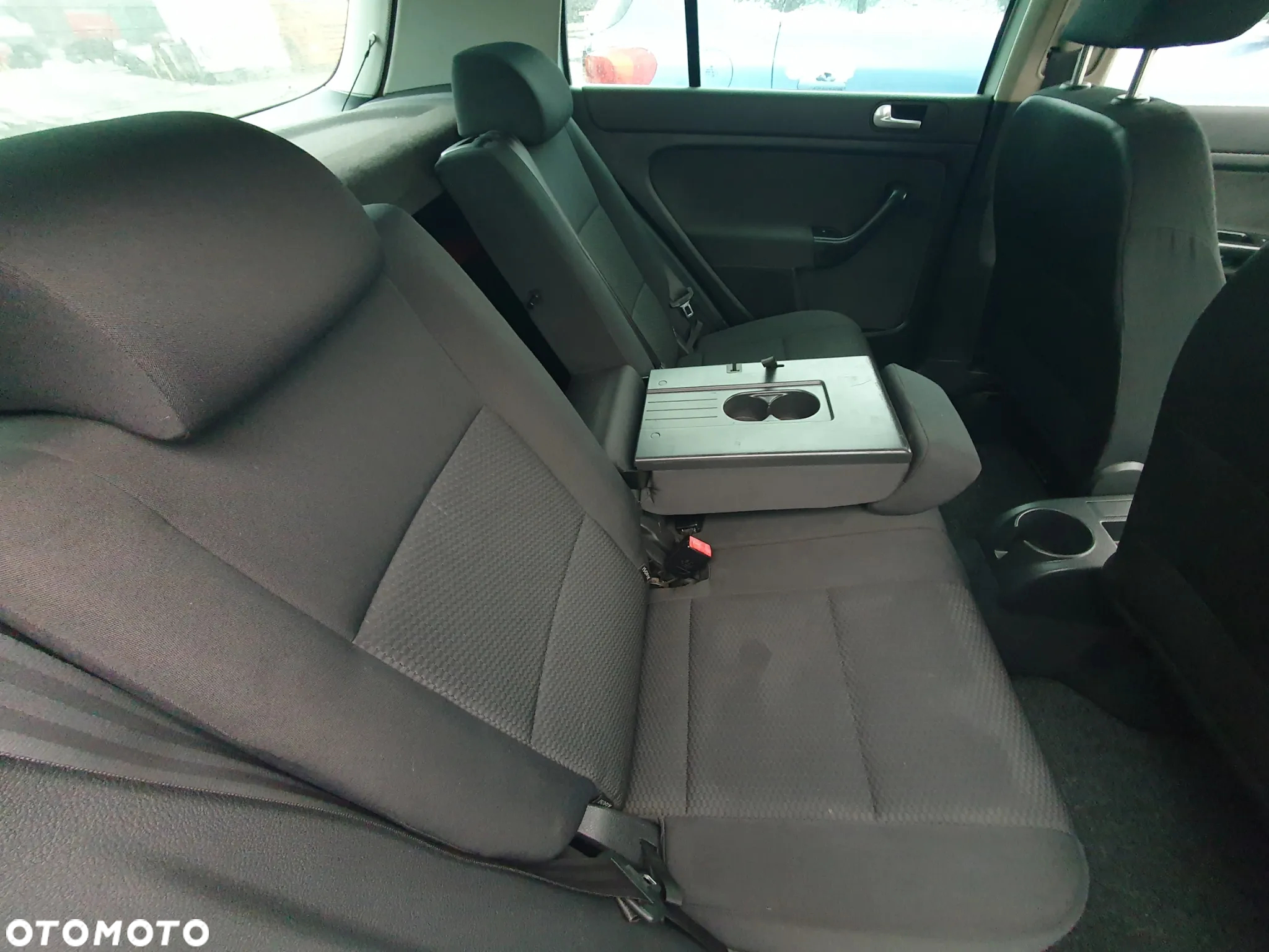 Volkswagen Golf Plus 2.0 TDI Comfortline - 7