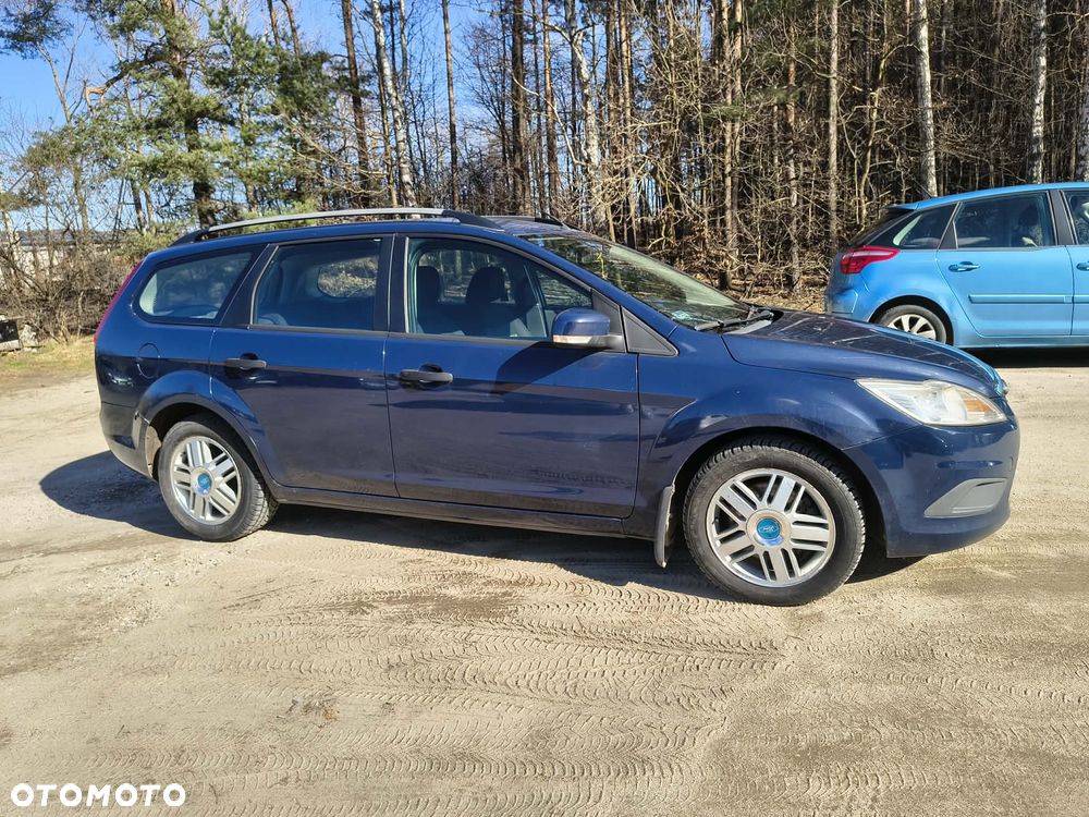 Ford Focus 1.8 TDCi Ambiente - 6