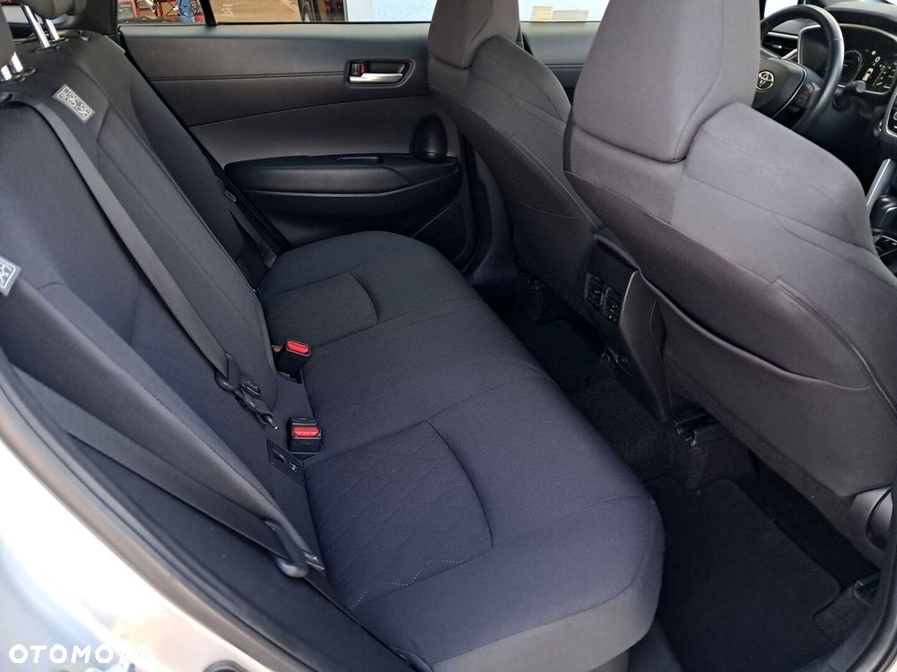 Toyota Corolla Cross 2.0 Hybrid Comfort - 12