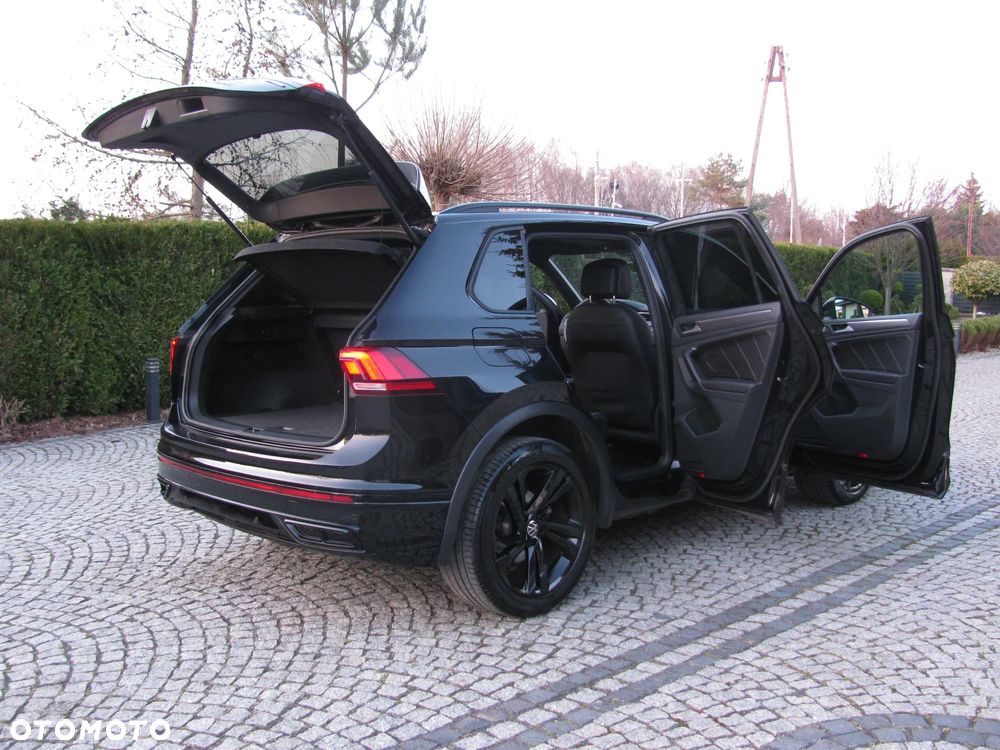 Volkswagen Tiguan 2.0 TDI SCR 4MotION DSG R-Line - 12