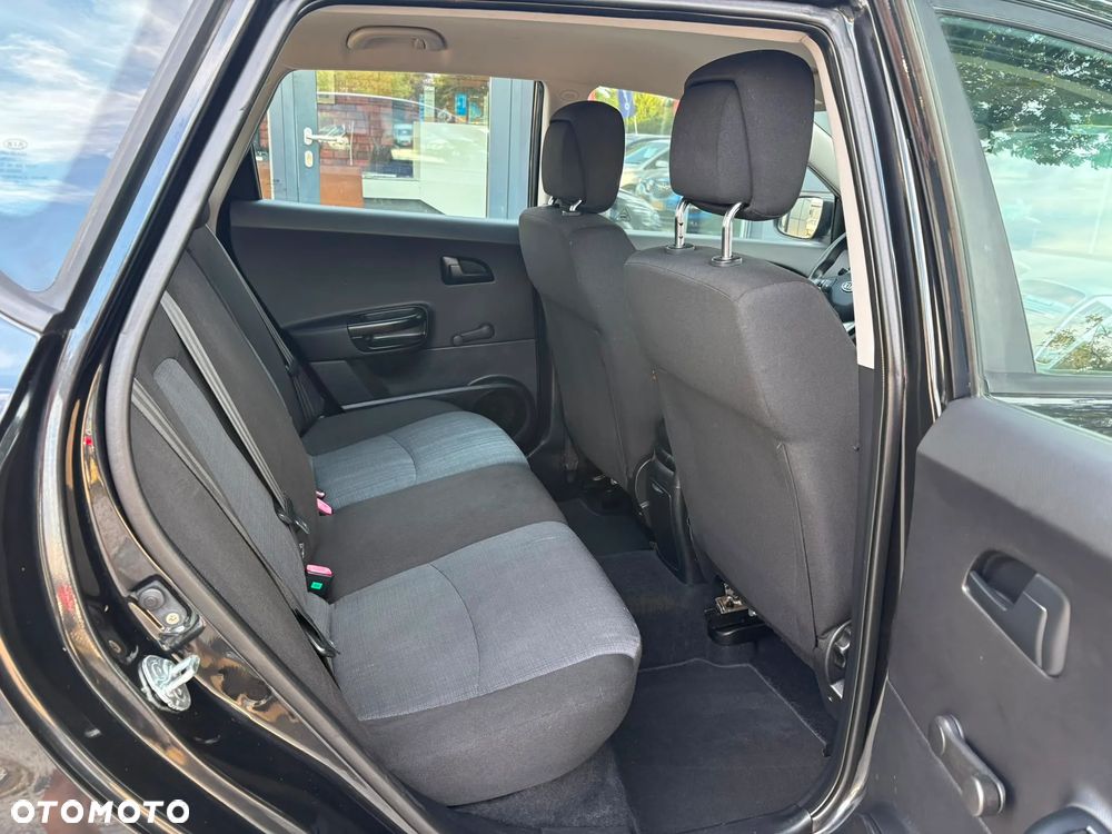 Kia Ceed 1.4 CVVT Spirit - 12