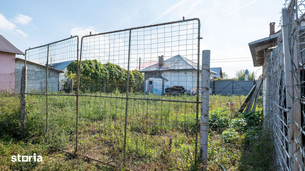 Vanzare casa si teren intravilan, langa A1 - Ungureni/ jd. Dambovita - Imagine principală: 4/5
