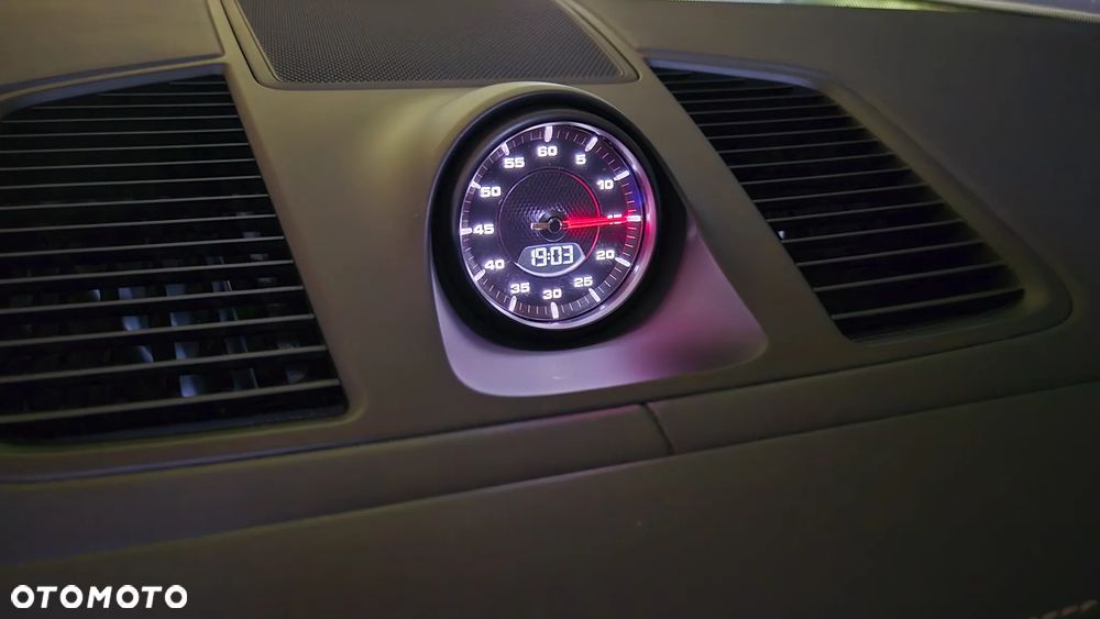 Porsche Cayenne S - 25