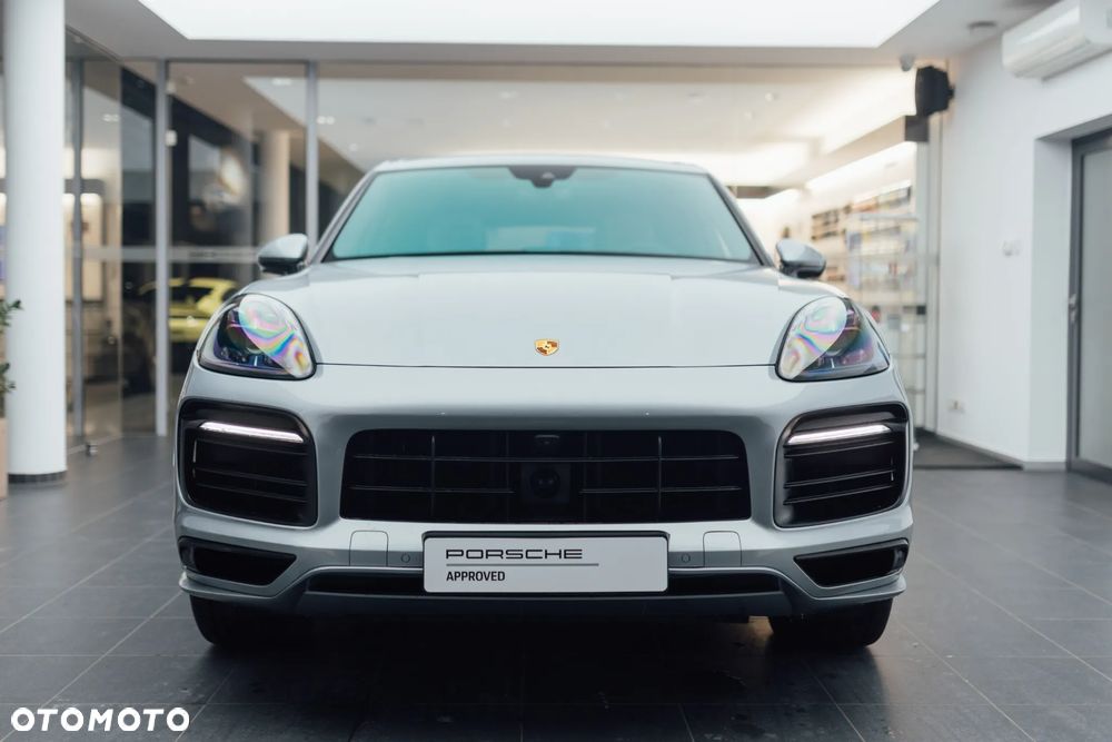 Porsche Cayenne - 10