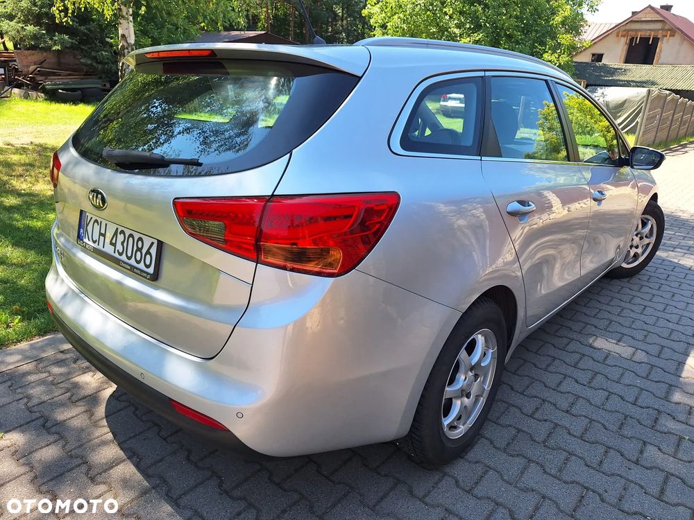 Kia Ceed 1.6 GDI L DCT - 25