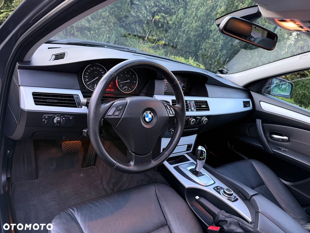 BMW Seria 5 523i Edition Exclusive - 6