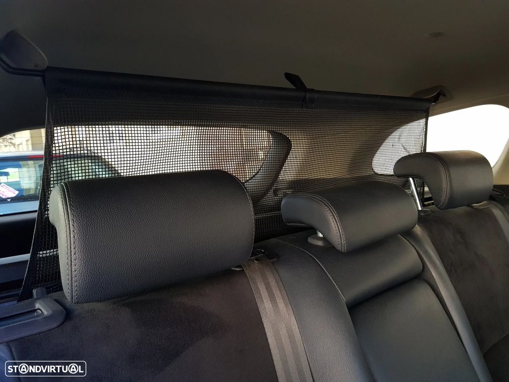 Toyota Avensis SW 2.0 D-4D Luxury+Navi - 42