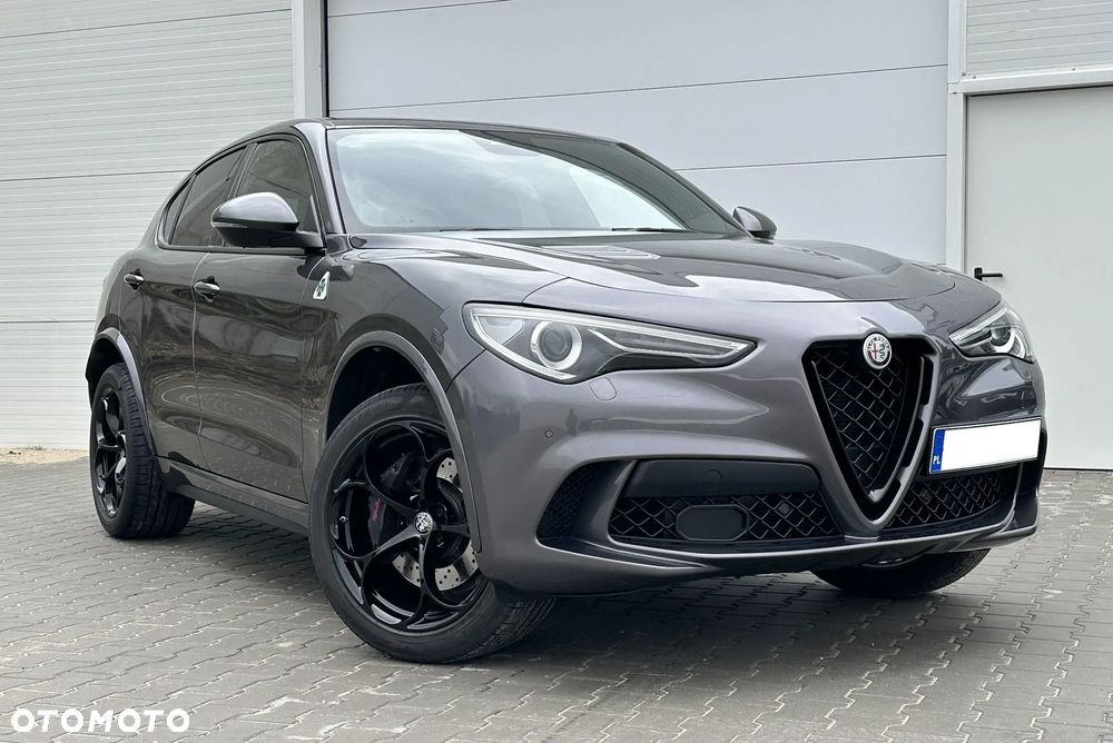 Alfa Romeo Stelvio 2.9 V6 Bi-Turbo Quadrifoglio Q4 - 6