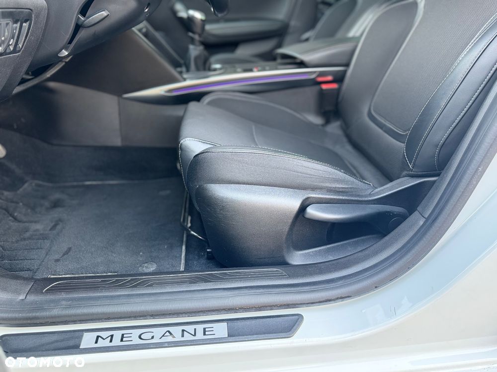 Renault Megane 1.3 TCe FAP Intens - 27