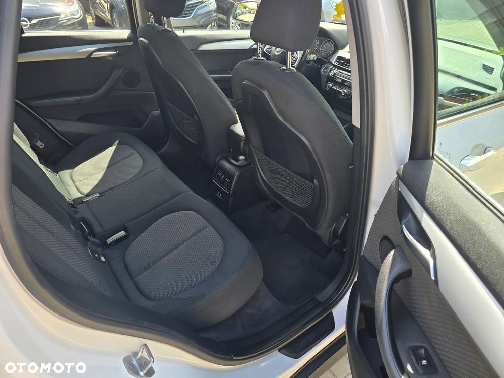 BMW X1 - 10