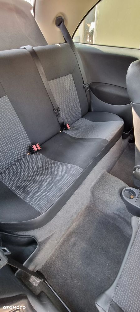 Opel Corsa 1.0 12V - 15