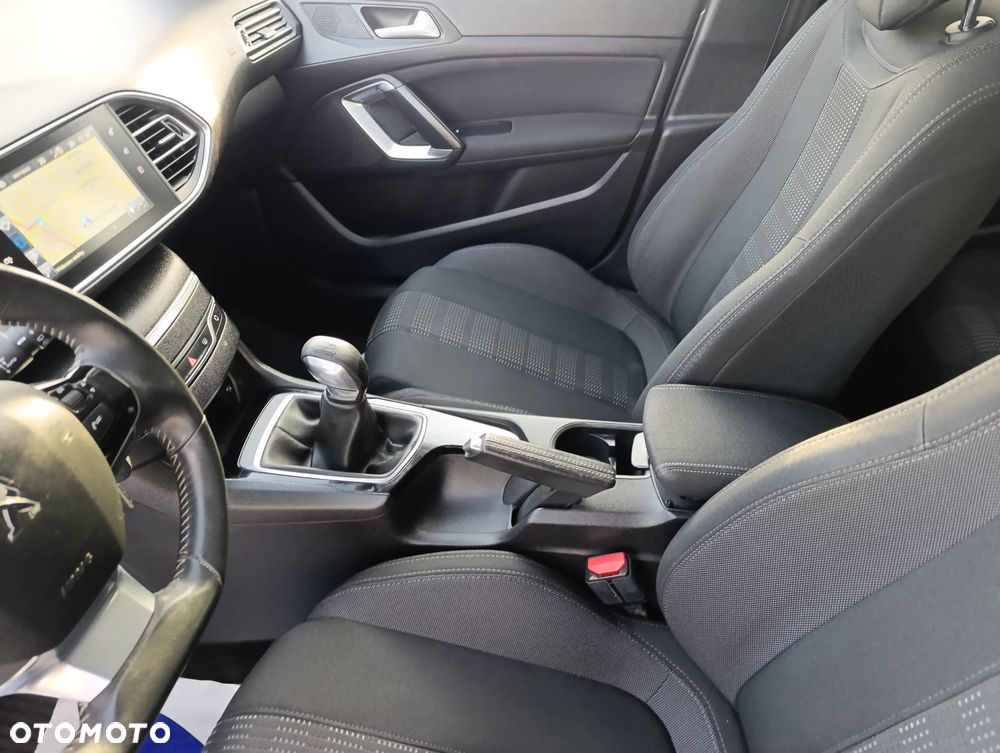 Peugeot 308 BlueHDi 120 Stop & Start Active - 14