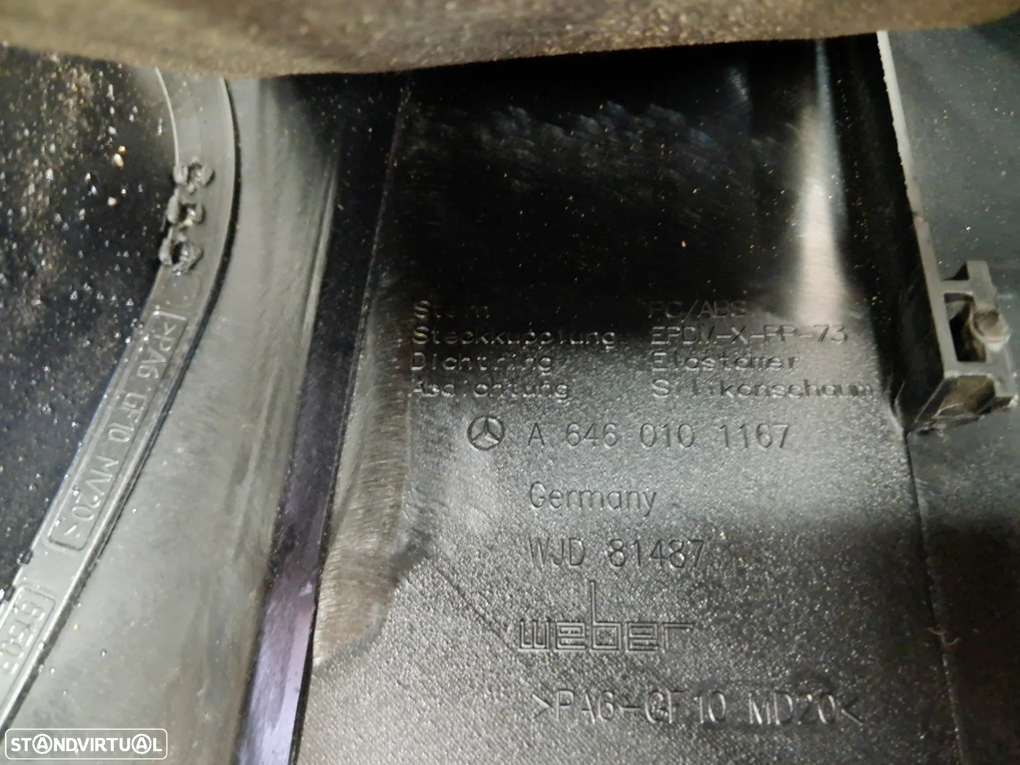 Tampa do motor Mercedes Classe C W204 220 CDI OM646 2007-2009 - 3