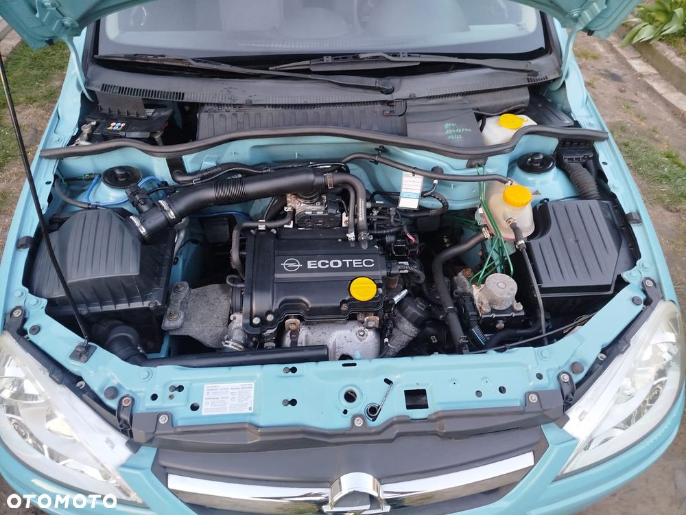 Opel Corsa 1.0 12V - 18