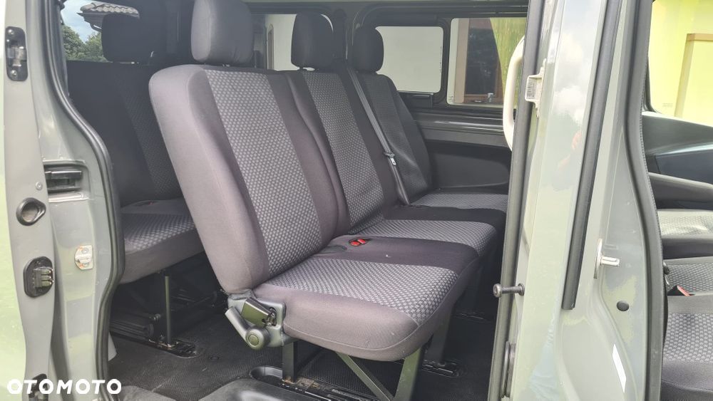 Opel Vivaro - 8