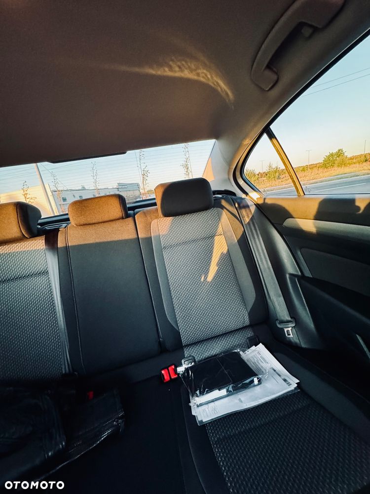 Volkswagen Passat 1.5 TSI EVO Essence - 30