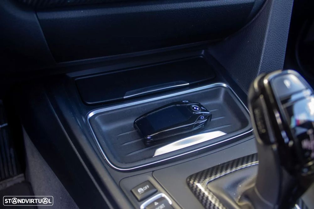 BMW 320 d Auto Pack M - 22