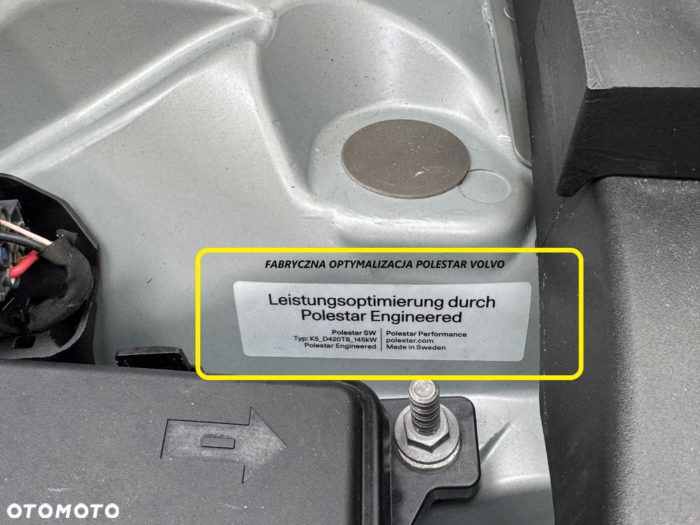Volvo XC 60 B4 D AWD Plus Dark - 5