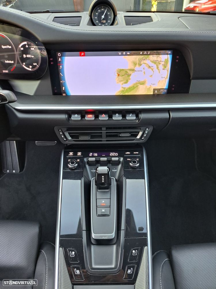 Porsche 911 (992) Carrera PDK - 10