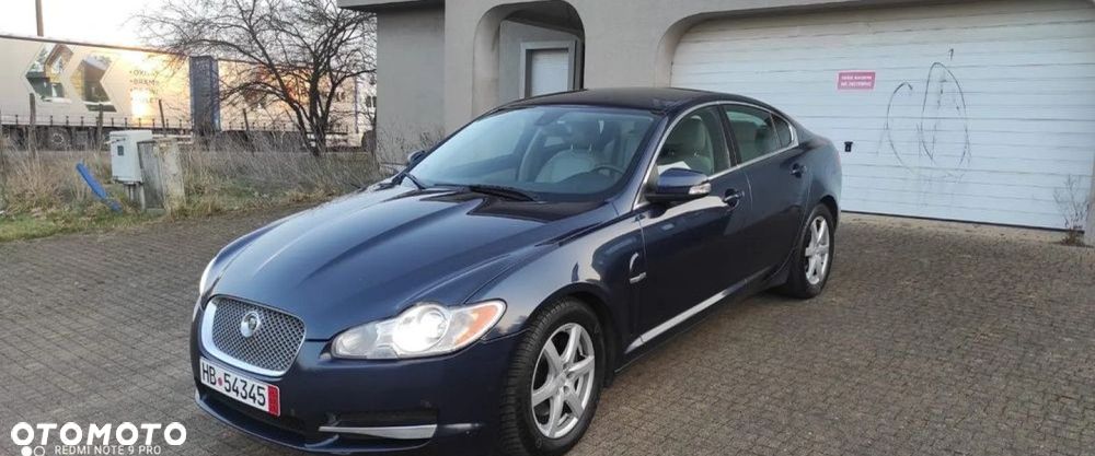 Jaguar XF 2.7 V6 Premium Luxury - 1