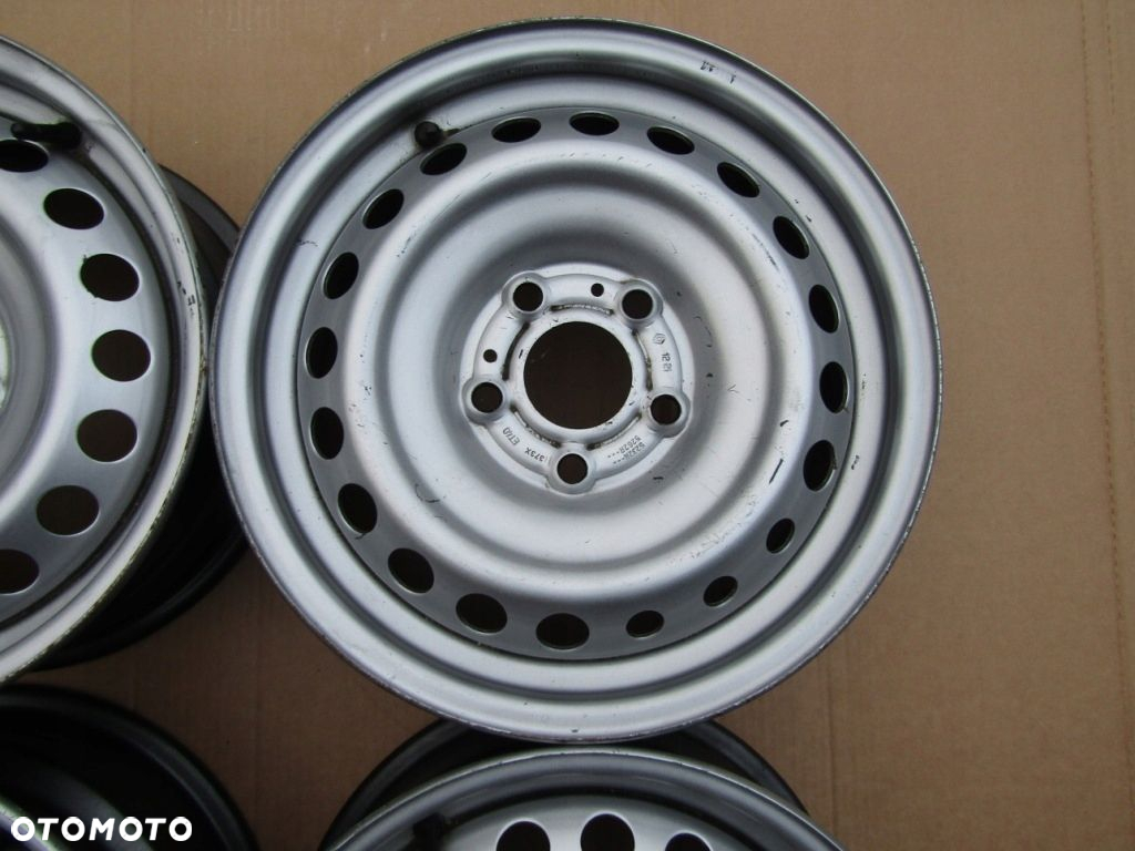 4x Felgi 15 Renault Megane III IV ZOE Express Dacia 6j 5x114,3 ET40 - 6