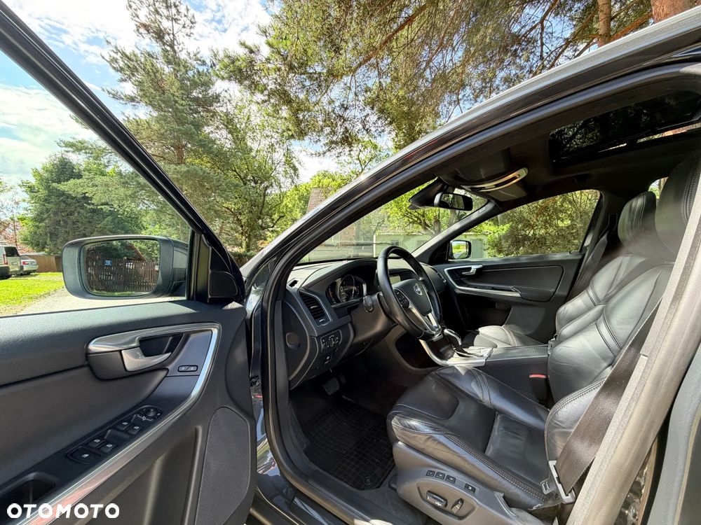 Volvo XC 60 D4 AWD Summum - 14
