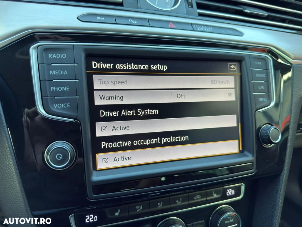 Volkswagen Passat Variant 2.0 TDI SCR 4Motion DSG (BMT) Highline - 27