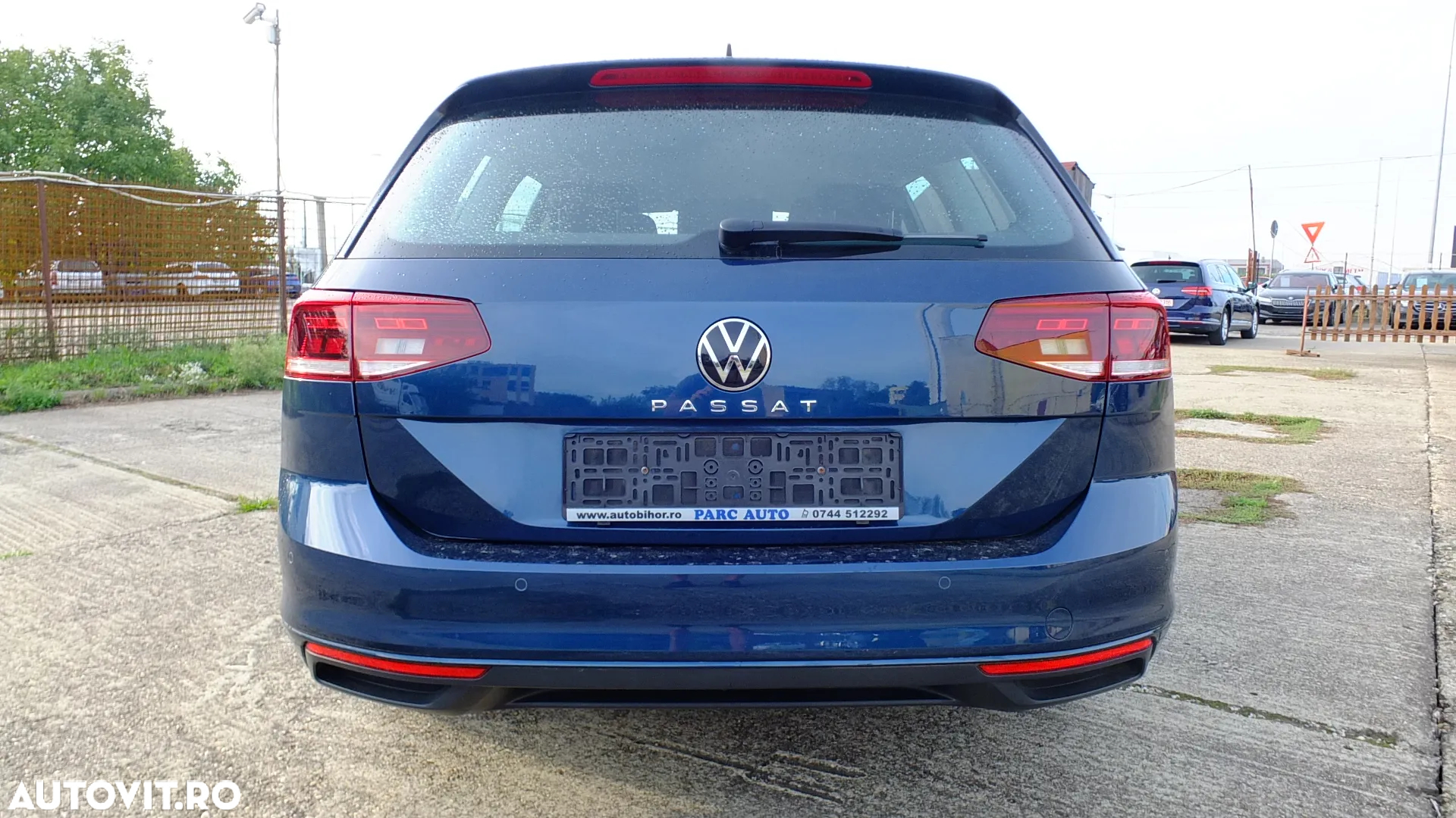 Volkswagen Passat Variant 2.0 TDI DSG Business - 5