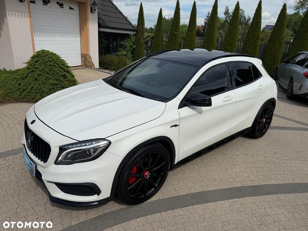 Mercedes-Benz GLA 45 AMG 4Matic 7G-DCT - 1