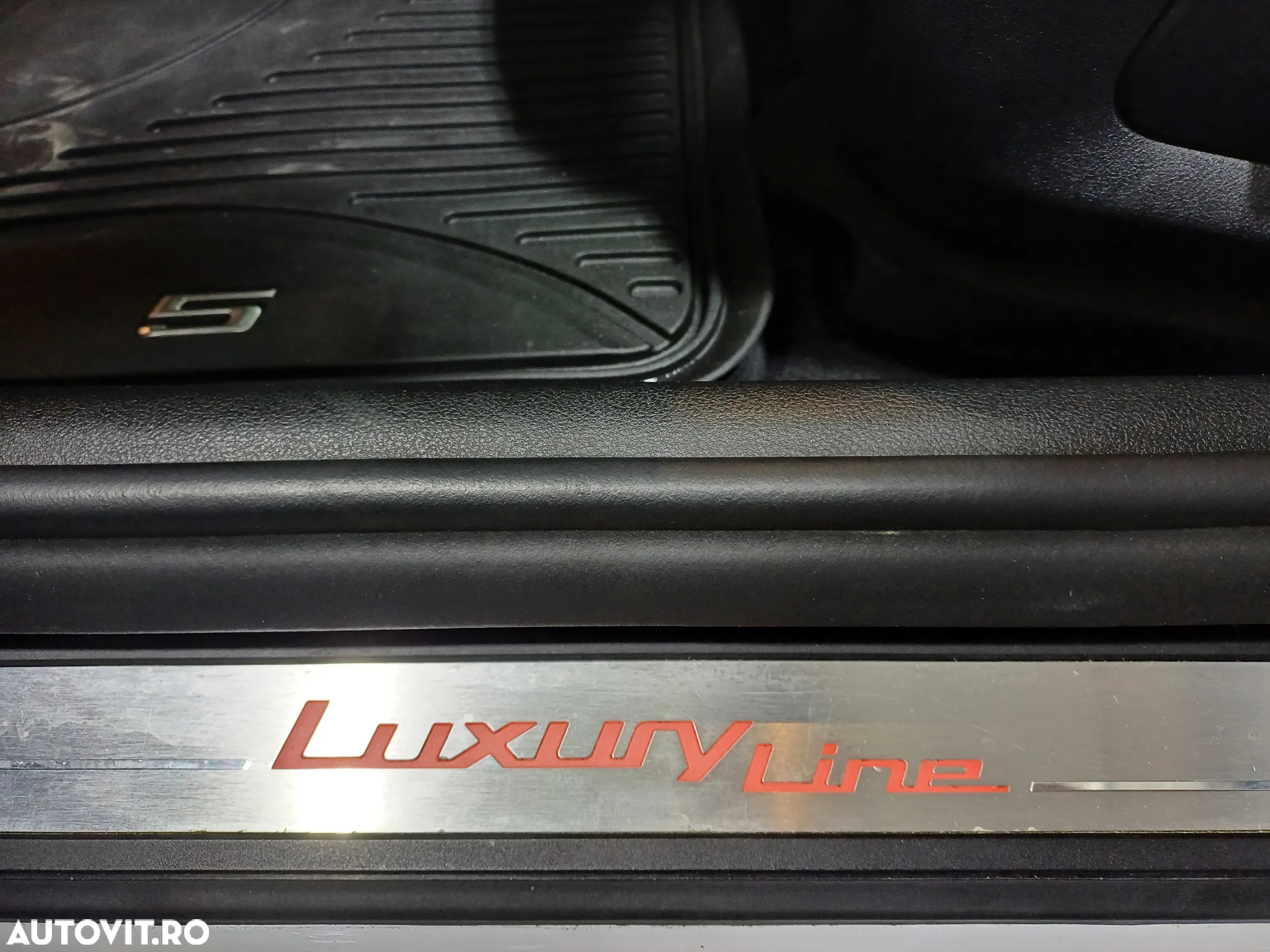 BMW Seria 5 520d xDrive AT - 11