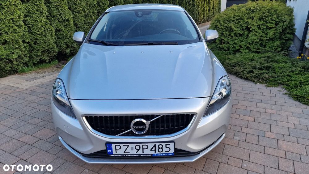 Volvo V40 D2 Momentum - 13