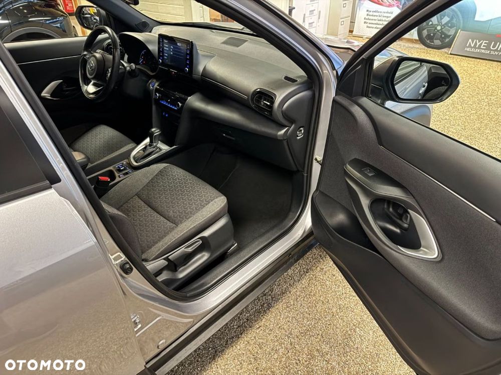 Toyota Yaris Cross 1.5 VVT-i AWD-i Comfort - 11