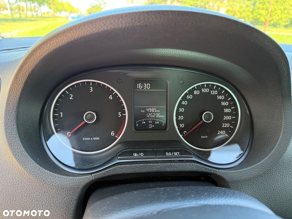 Volkswagen Polo - 5