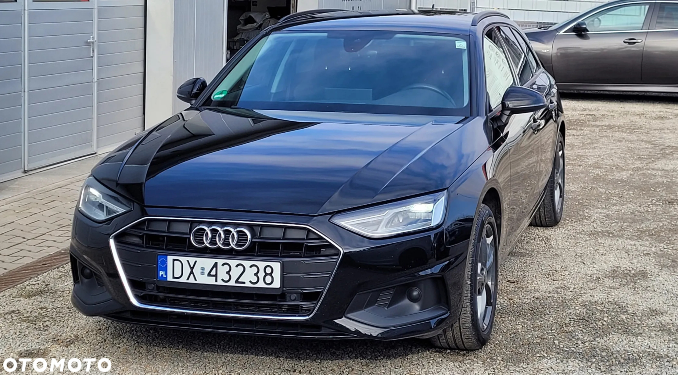 Audi A4 Avant 40 TDI quattro S tronic advanced - 2