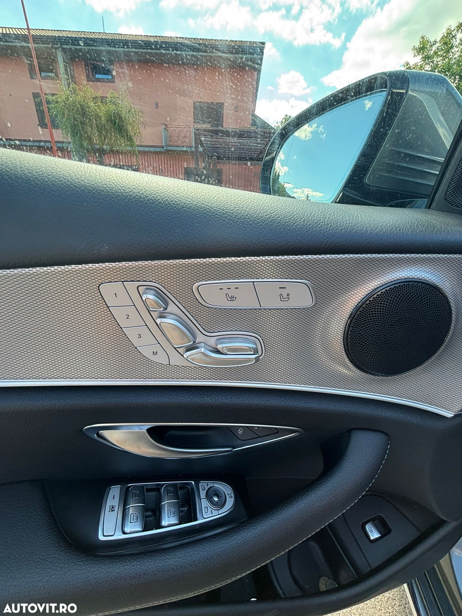 Mercedes-Benz E 300 - 8