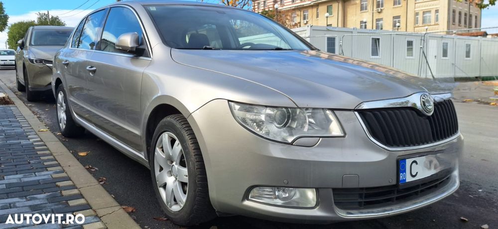 Skoda Superb 2.0 TDI Elegance DSG - 1